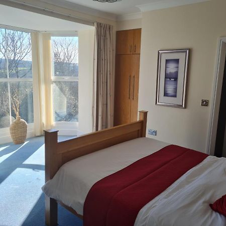 The Hope And Anchor Hotel Goodwick Bagian luar foto